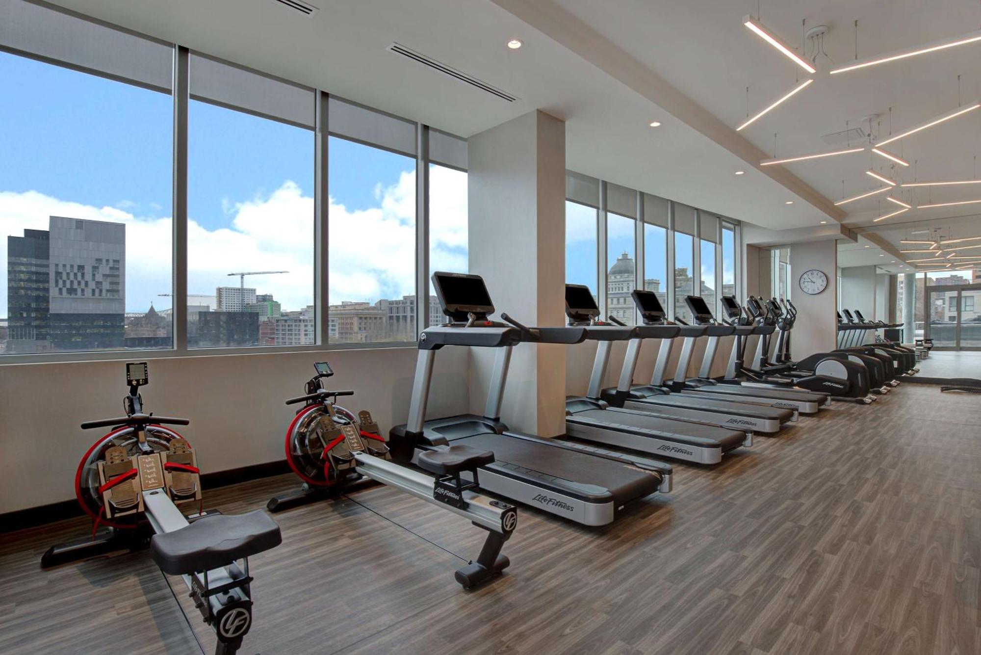 Homewood Suites By Hilton Montreal Downtown Exterior foto